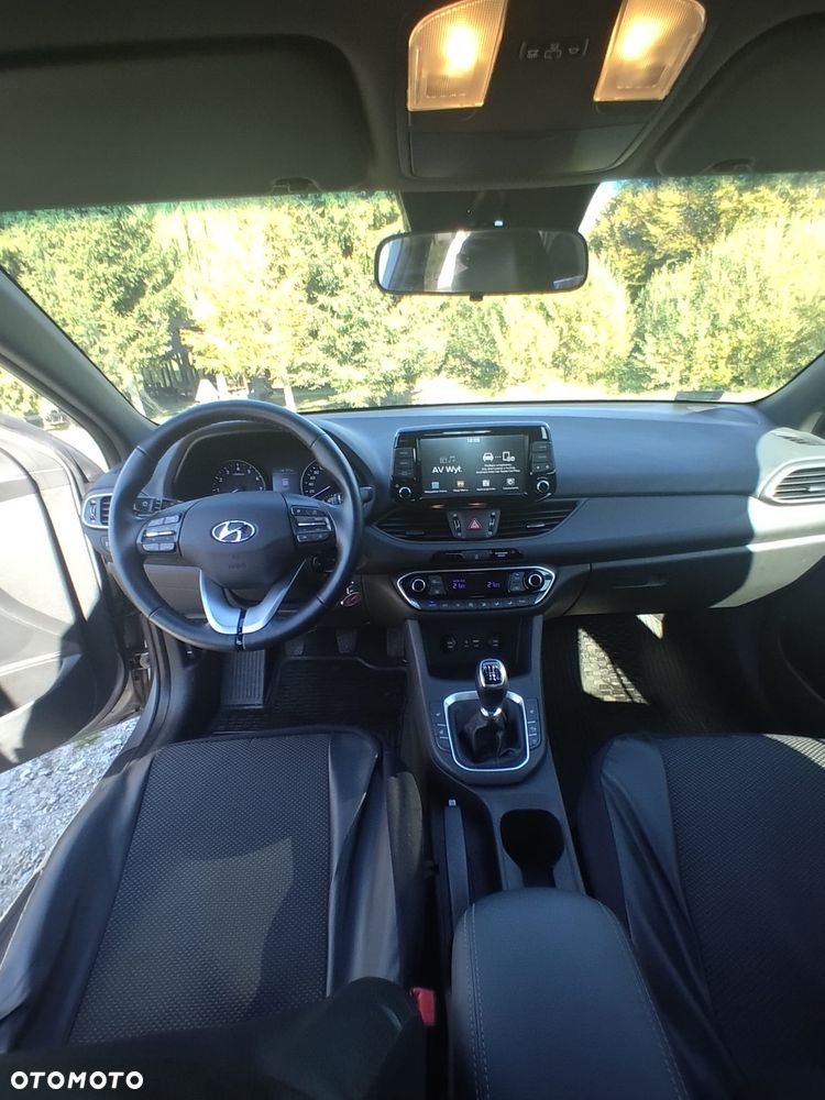 Hyundai i30 1.4 Classic + - 5