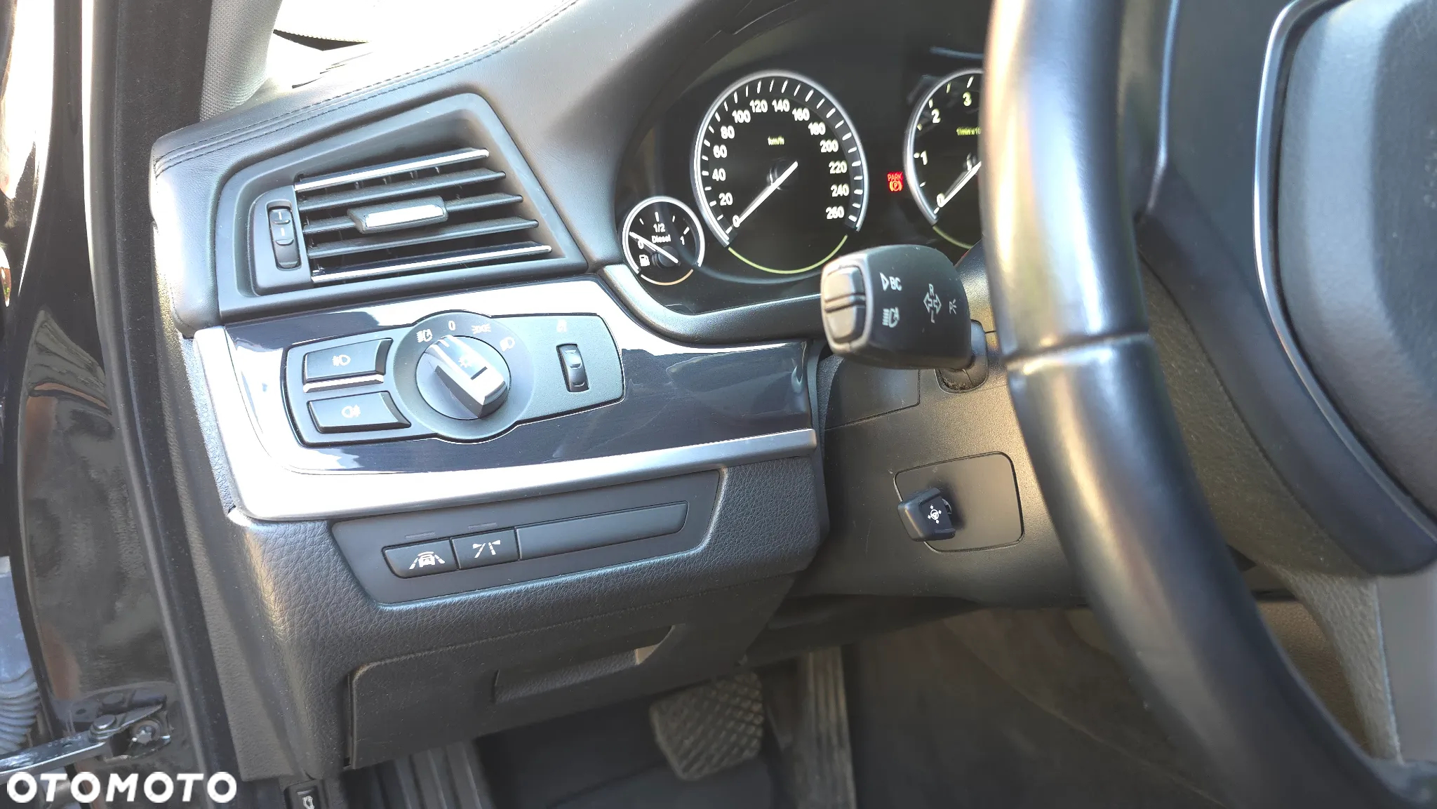 BMW Seria 5 530d Touring Luxury Line - 10