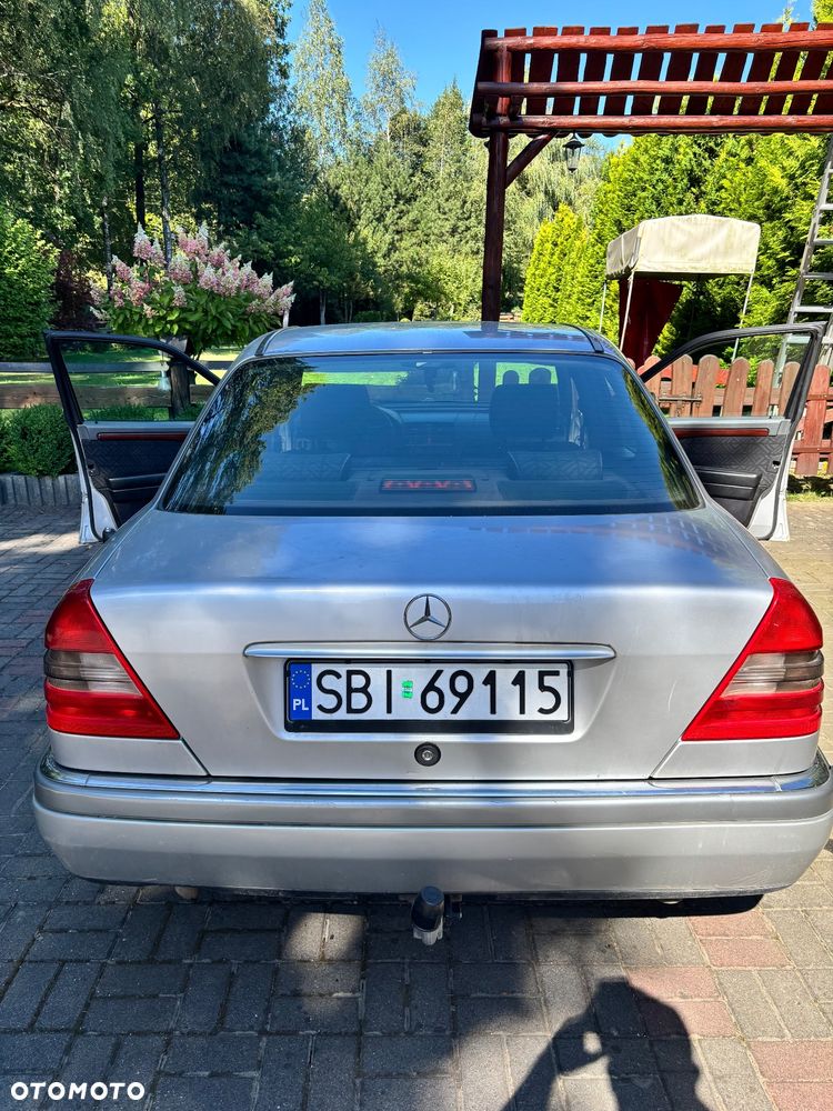 Mercedes-Benz Klasa C - 12