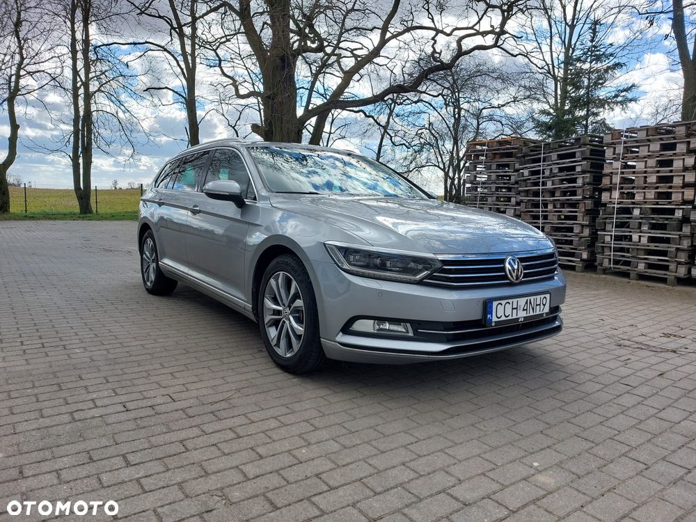 Volkswagen Passat 2.0 TDI SCR DSG Elegance - 1
