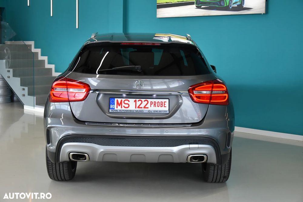 Mercedes-Benz GLA 220 CDI 4Matic 7G-DCT AMG Line - 12