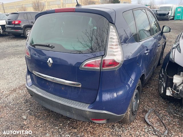 Dezmembrez Renault Megane Scenic 3 an 2013 2.0 16cp Euro 5 - 4