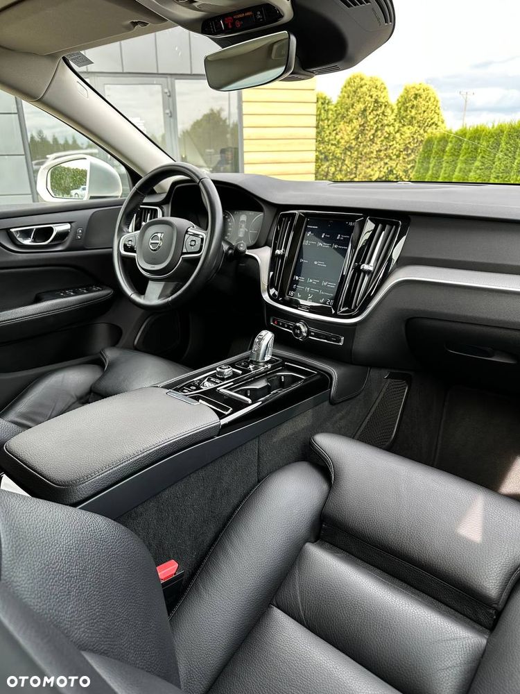 Volvo V60 T8 AWD Recharge Geartronic Inscription - 15
