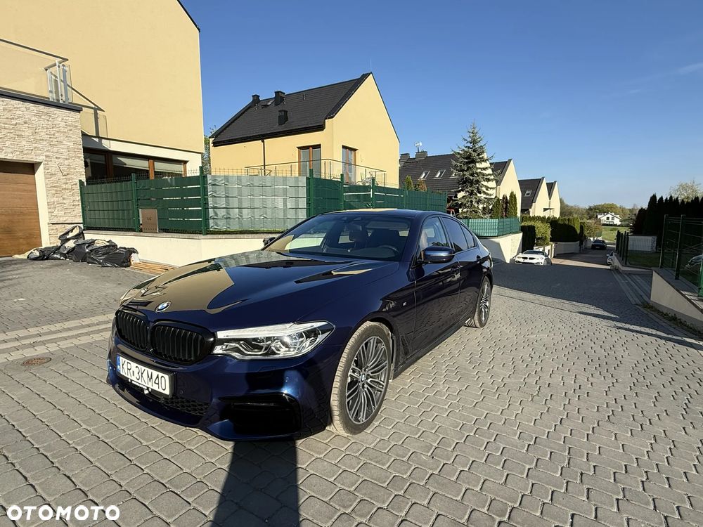 BMW Seria 5 520d xDrive M Sport sport - 9