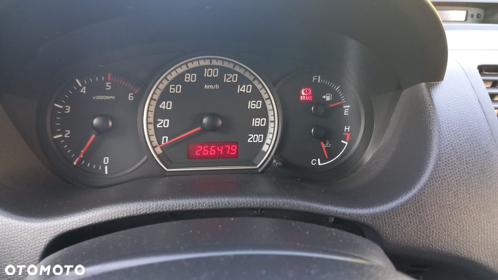 Suzuki Swift 1.3 DDiS 16v GLX - 14