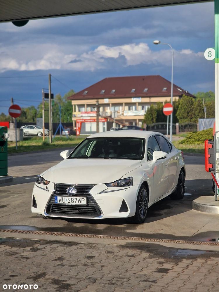 Lexus IS 300h Elegance - 34