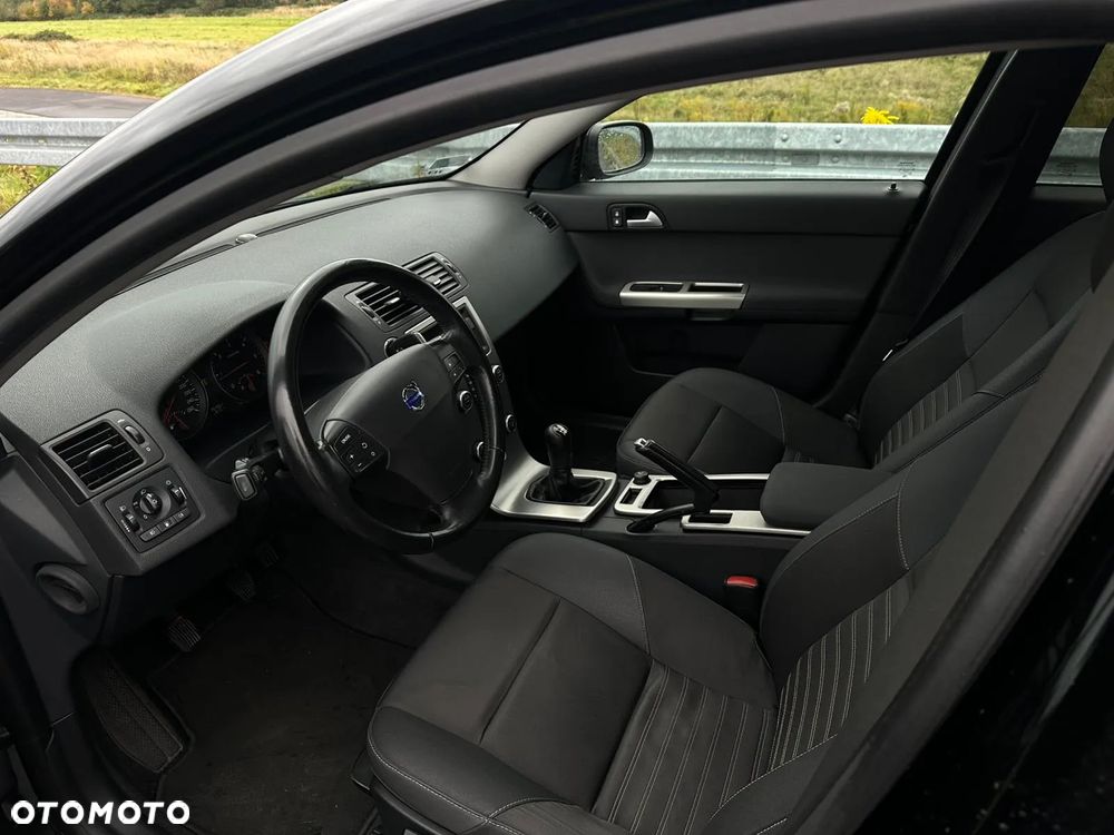 Volvo V50 1.6D - 12