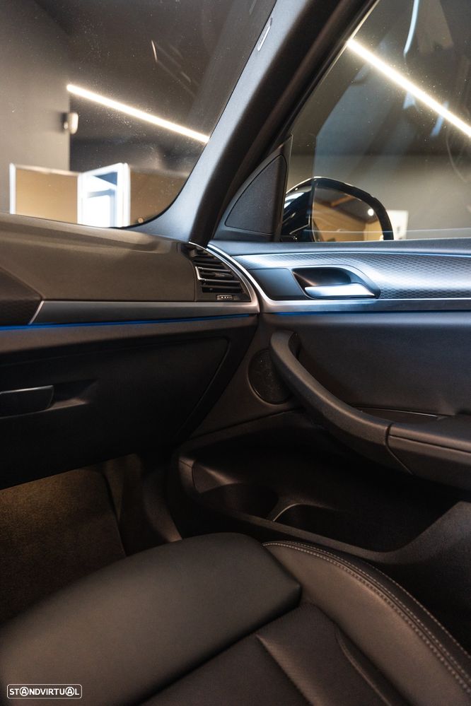 BMW X3 30 e xDrive Pack M - 11