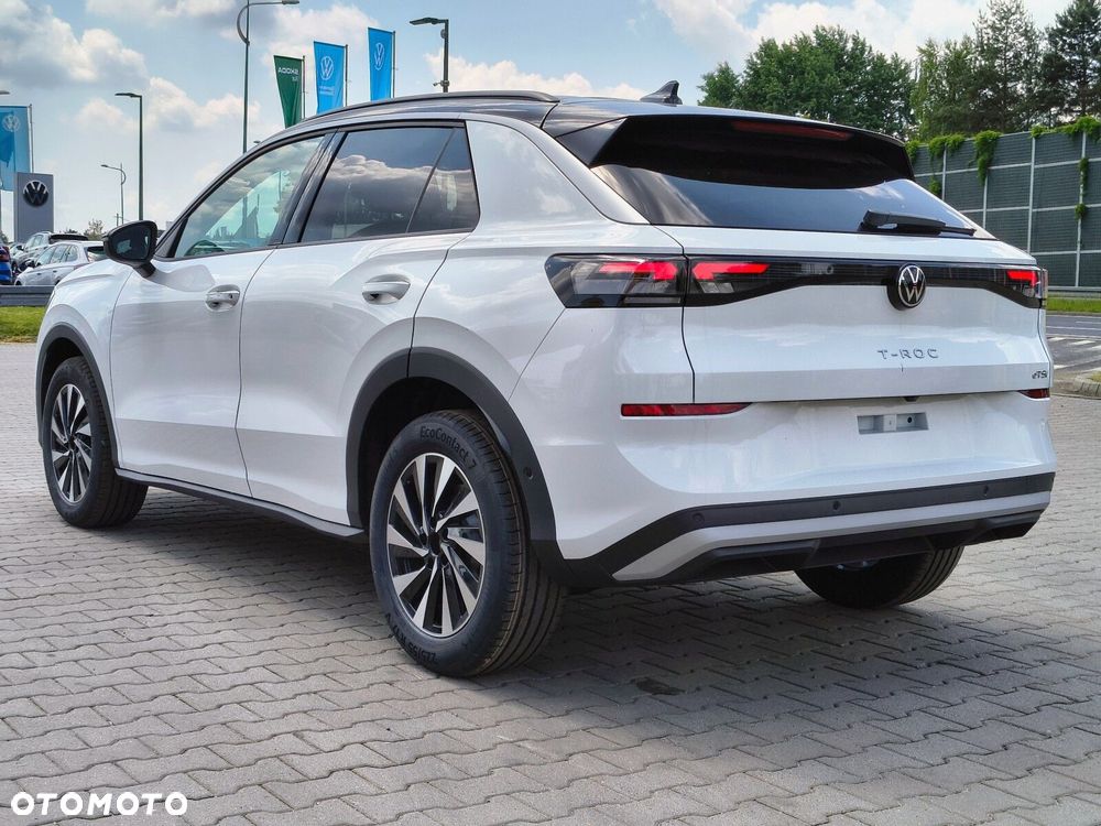 Volkswagen T-Roc 1.5 eTSI Life DSG - 8