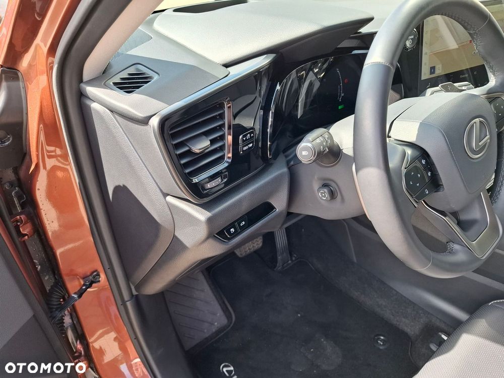 Lexus NX 350h Prestige AWD - 13