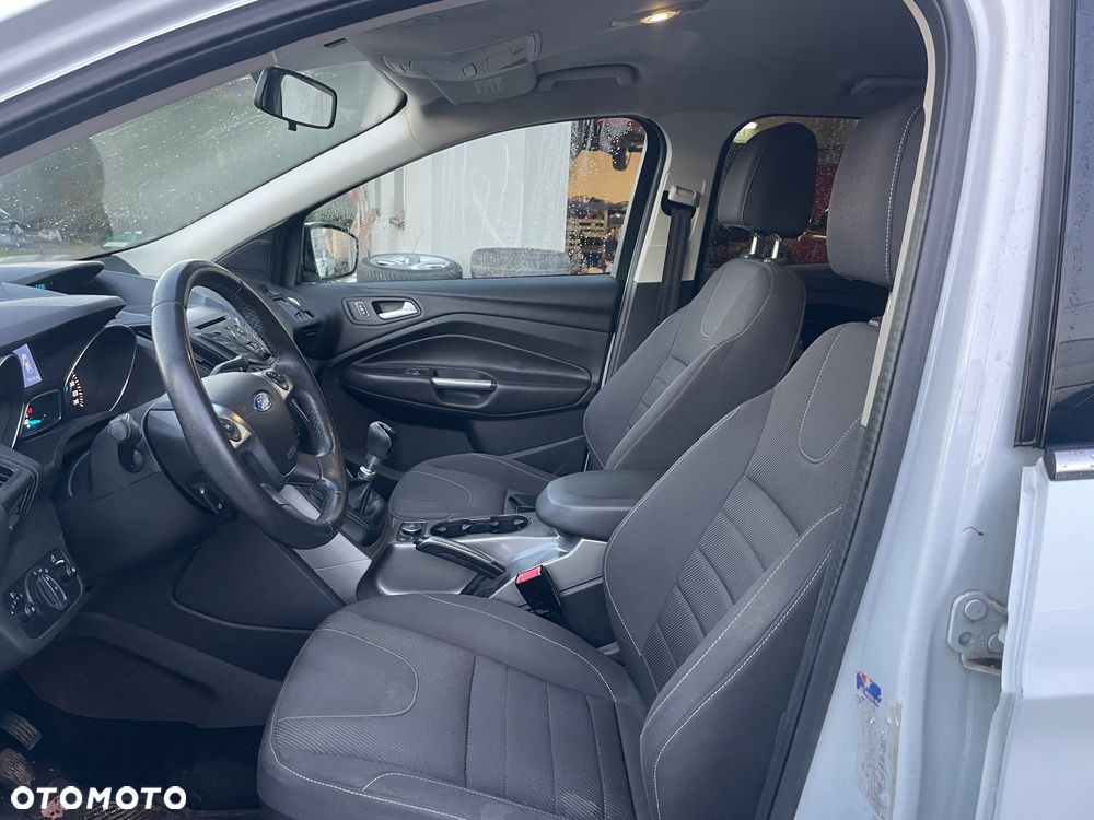 Ford Kuga 2.0 TDCi 4x4 Trend - 6