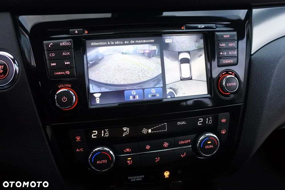 Nissan Qashqai 1.2 DIG-T Xtronic TEKNA+ - 18