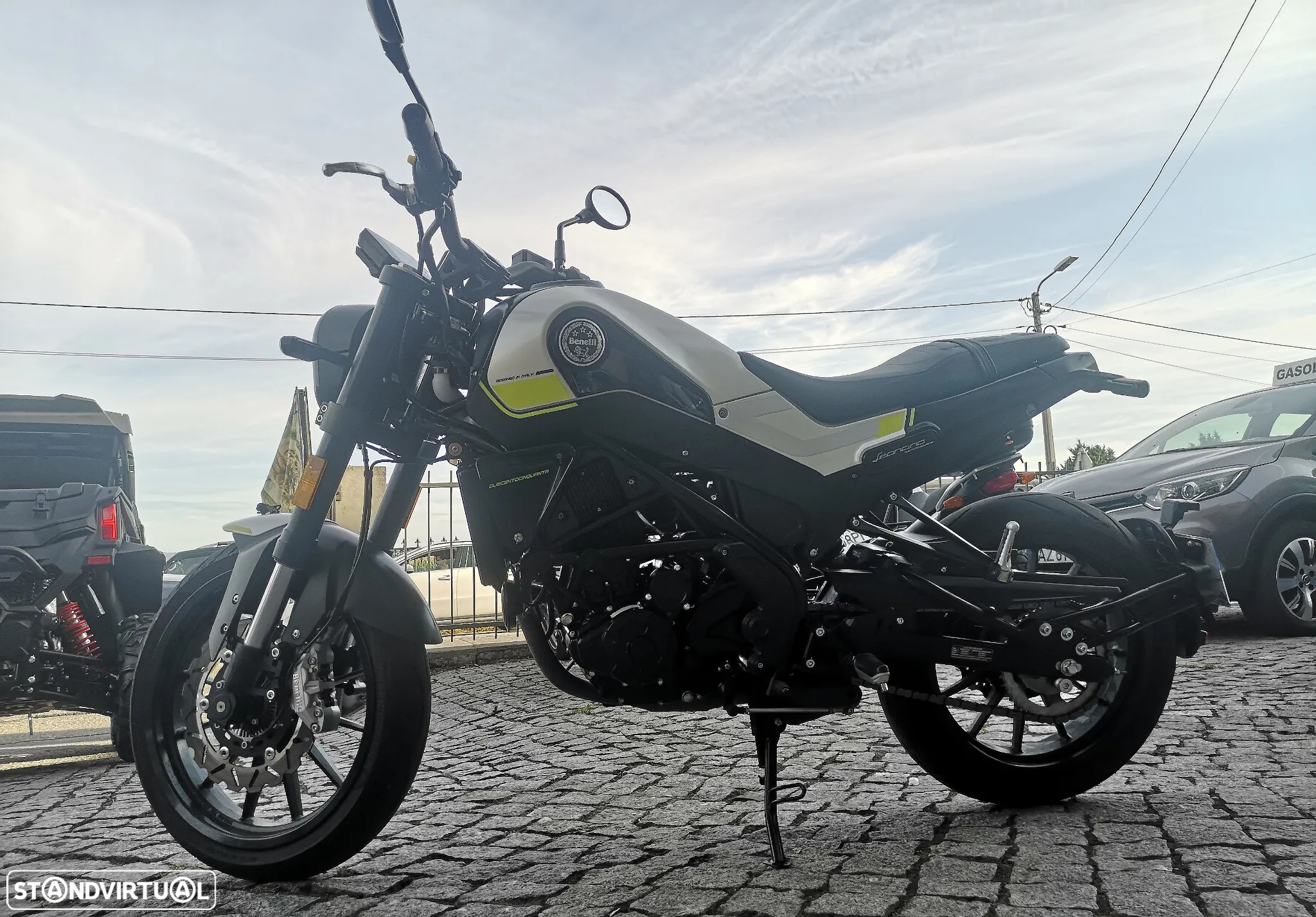 Benelli Leoncino 250 A2 - 8