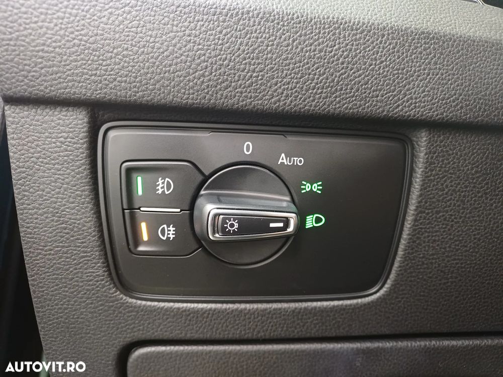 Volkswagen Passat Variant 2.0 TDI DSG Highline - 11