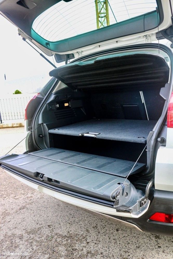 Peugeot 3008 1.6 e-HDi Active 2-Tronic - 23