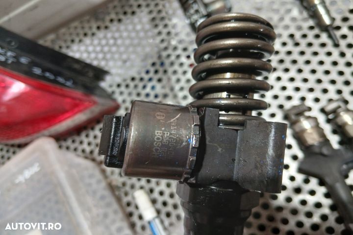 Set injectoare 036130073G 036130073G Volkswagen VW Passat B6 [2005 - - 5