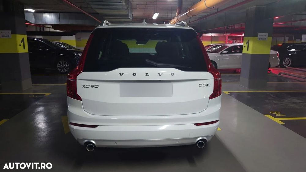 Volvo XC 90 D5 AWD Momentum - 6