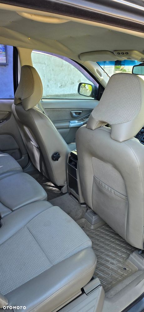 Volvo XC 90 2.4 D5 Momentum - 7