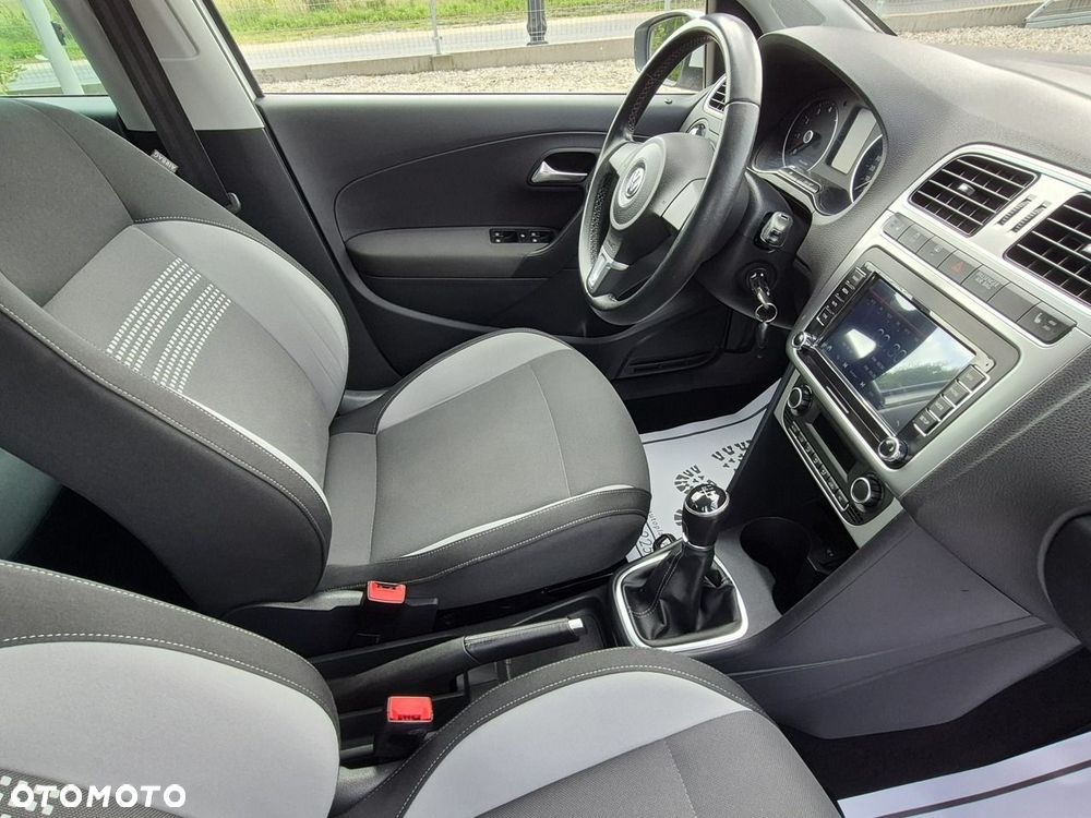 Volkswagen Polo - 18