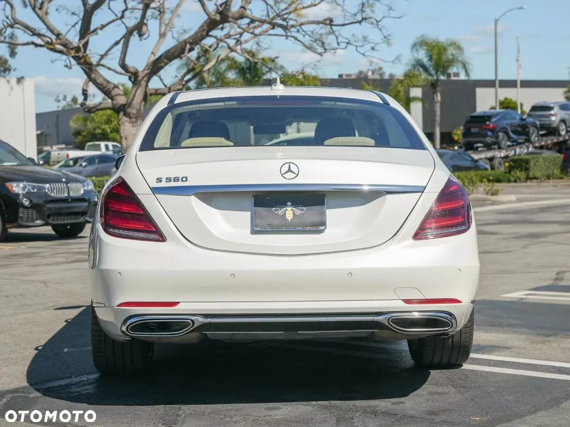 Mercedes-Benz Klasa S 560 4-Matic 9G-TRONIC - 2