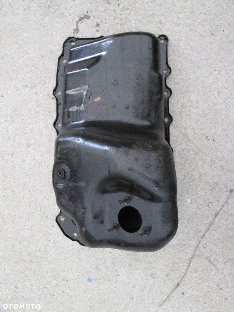 BMW E46 E90 E92 320i 318i N46B20 N42 MISKA OLEJOWA - 1