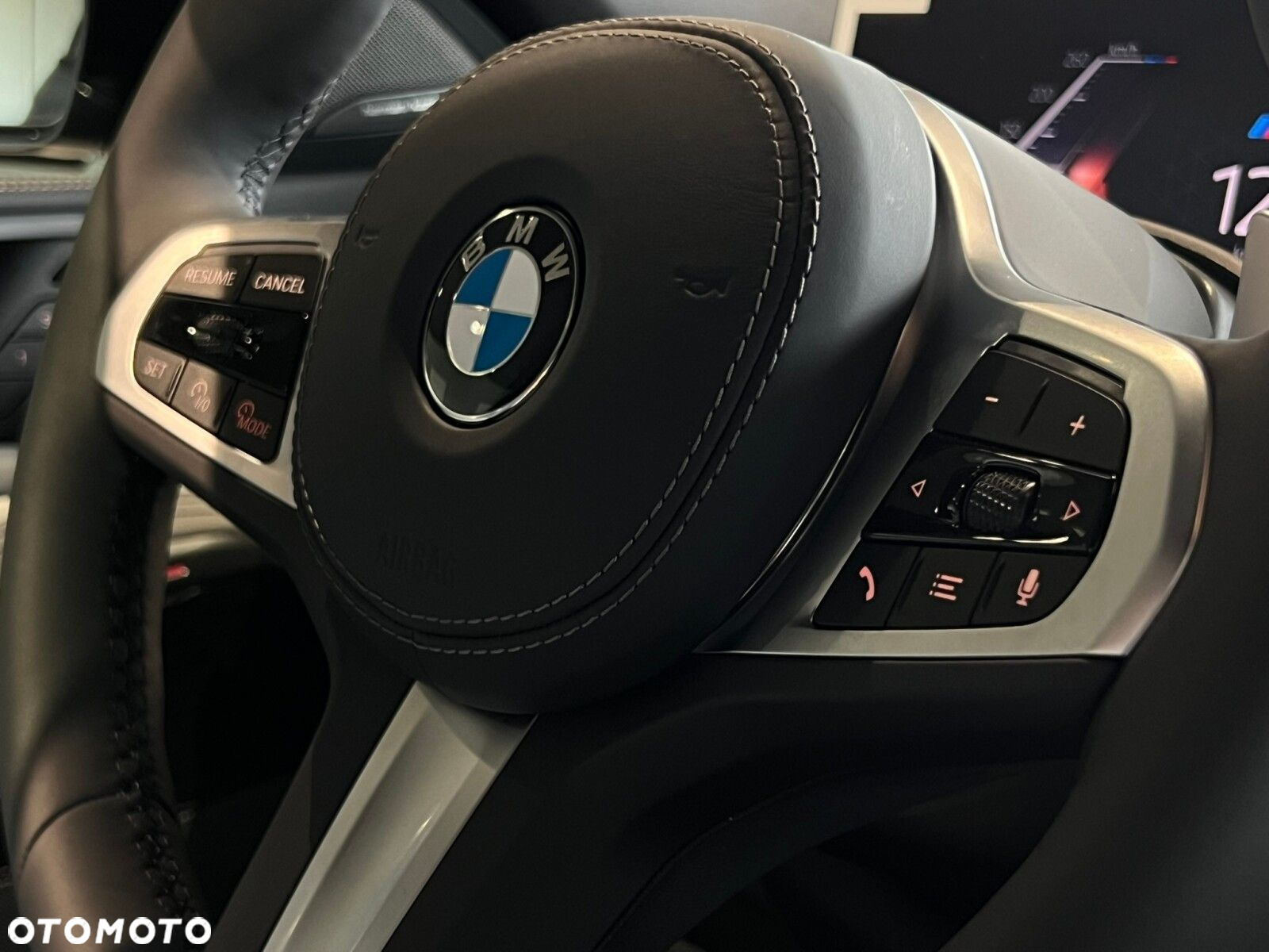 BMW X6 - 24
