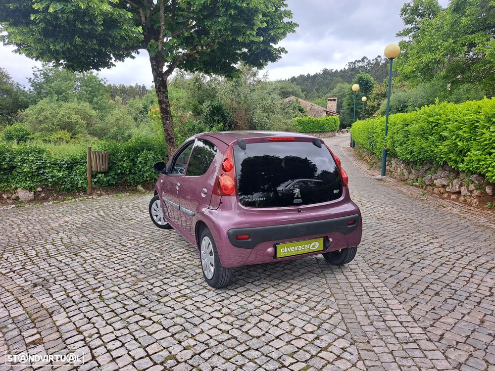 Peugeot 107 1.0 Trendy - 22