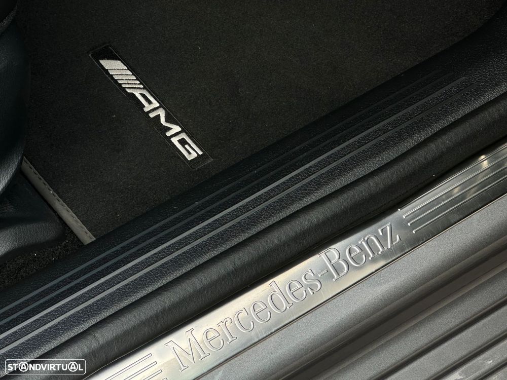 Mercedes-Benz A 200 AMG Line - 25