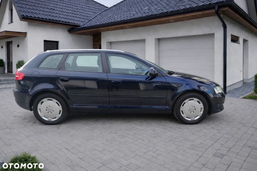 Audi A3 Sportback 1.4 TFSI Attraction - 3