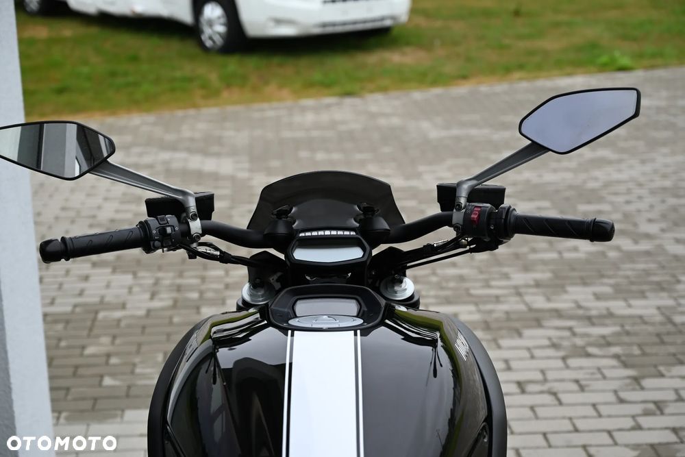 Ducati Diavel - 7