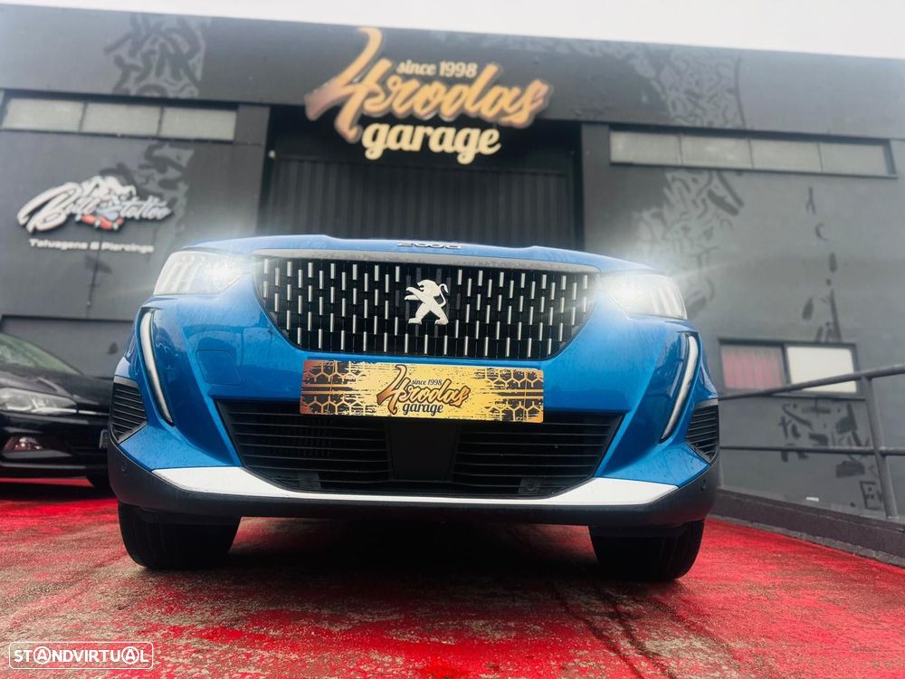 Peugeot 2008 1.2 PureTech GT EAT8 - 5