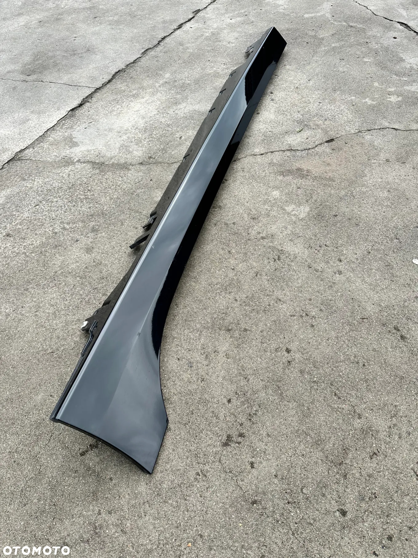 Próg Listwa Progowa Lewa BMW 1 F40 Kolor 668 7461381 - 2