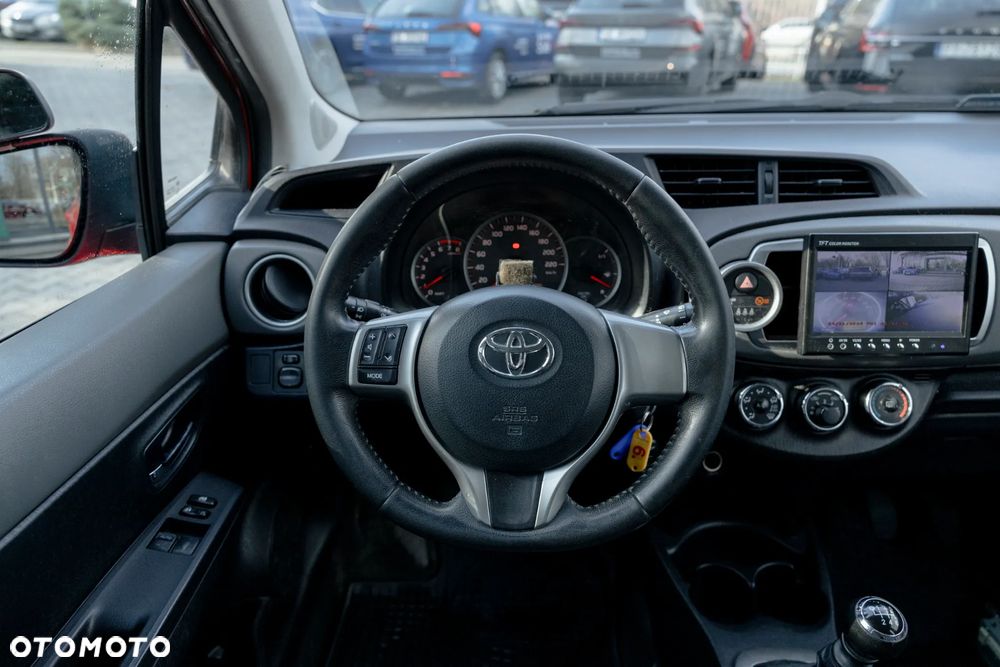 Toyota Yaris 1.33 Luna - 19