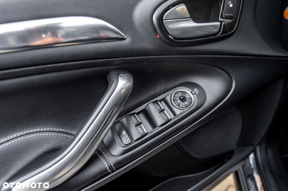 Ford S-Max 2.0 TDCi DPF Titanium X - 28