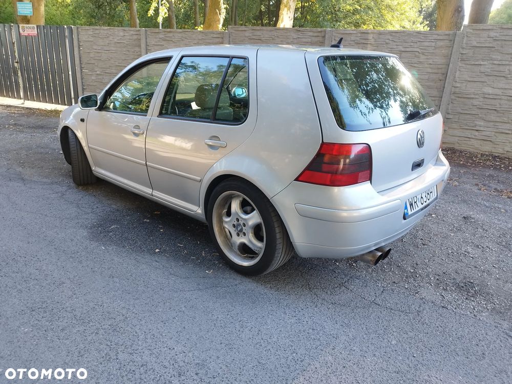 Volkswagen Golf 2.0 Highline - 4