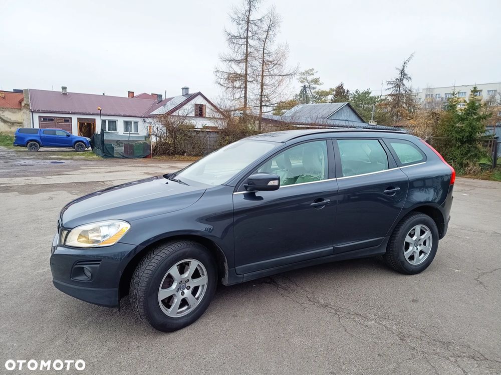 Volvo XC 60 2.4D AWD Momentum - 3