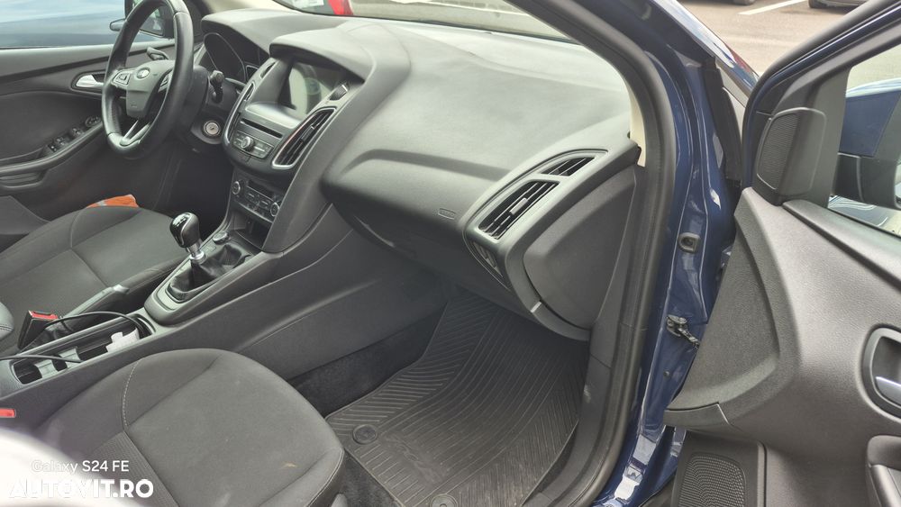 Ford Focus 1.0 EcoBoost Trend - 10