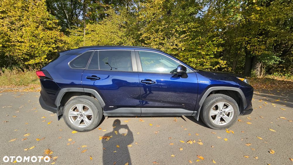 Toyota RAV4 - 4