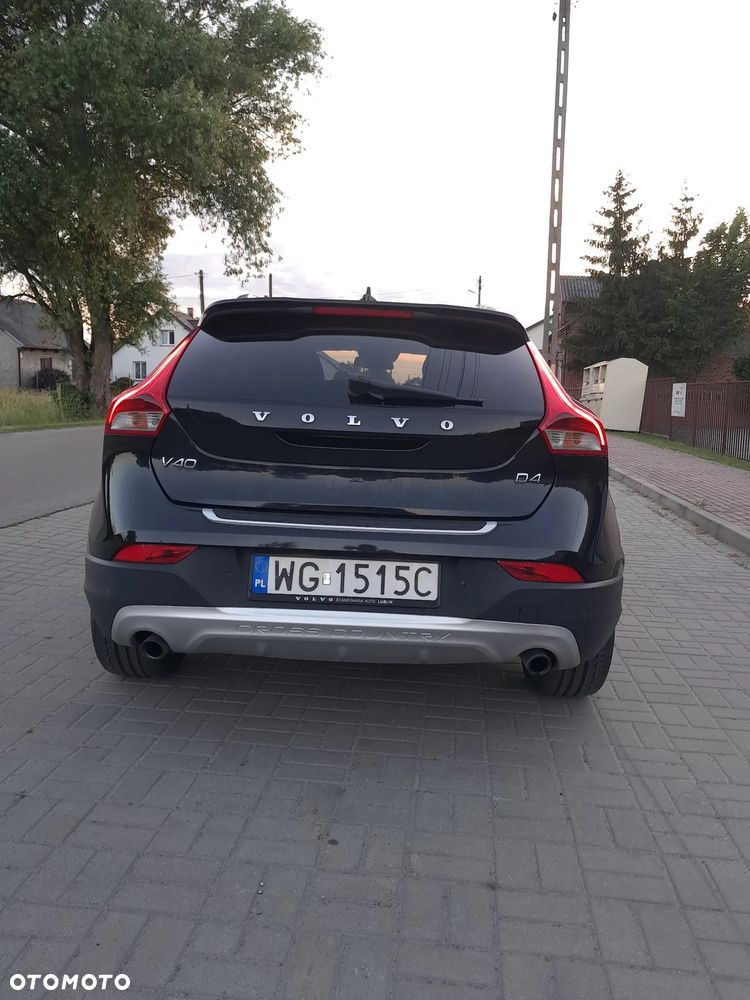 Volvo V40 Cross Country D4 Geartronic Summum - 4