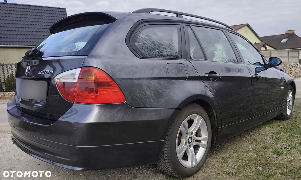 BMW Seria 3 320d - 5