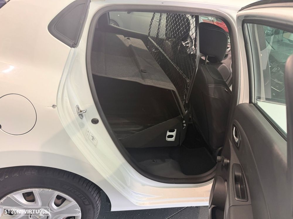Renault Clio 1.5 dCi Zen - 9