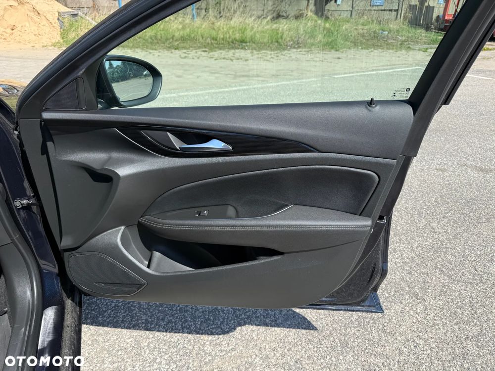 Opel Insignia 2.0 CDTI automatik Business Innovation - 26