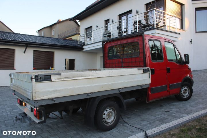 Iveco DAILY_BEZAWARYJNE_ZDROWE_BRYGADÓWKA_7-OSOBOWE DOKA DUBEL KABINA+ SKRZYNIA ŁADUNKOWA HAK_ZAREJESTROWANE_ - 22