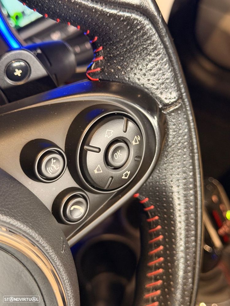 MINI Cabrio Cooper S Auto Desportiva - 35