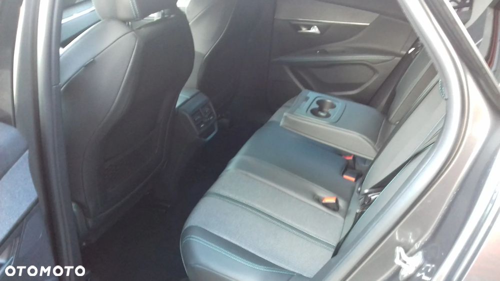 Peugeot 3008 1.5 BlueHDi Allure Pack S&S EAT8 - 13