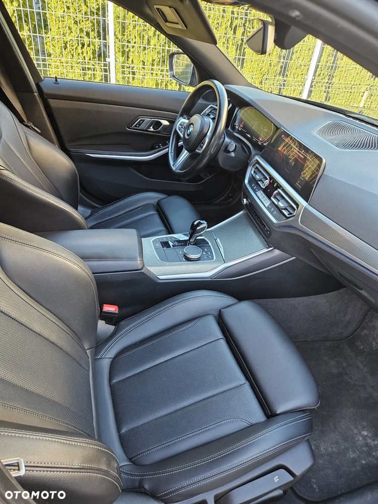 BMW Seria 3 - 15