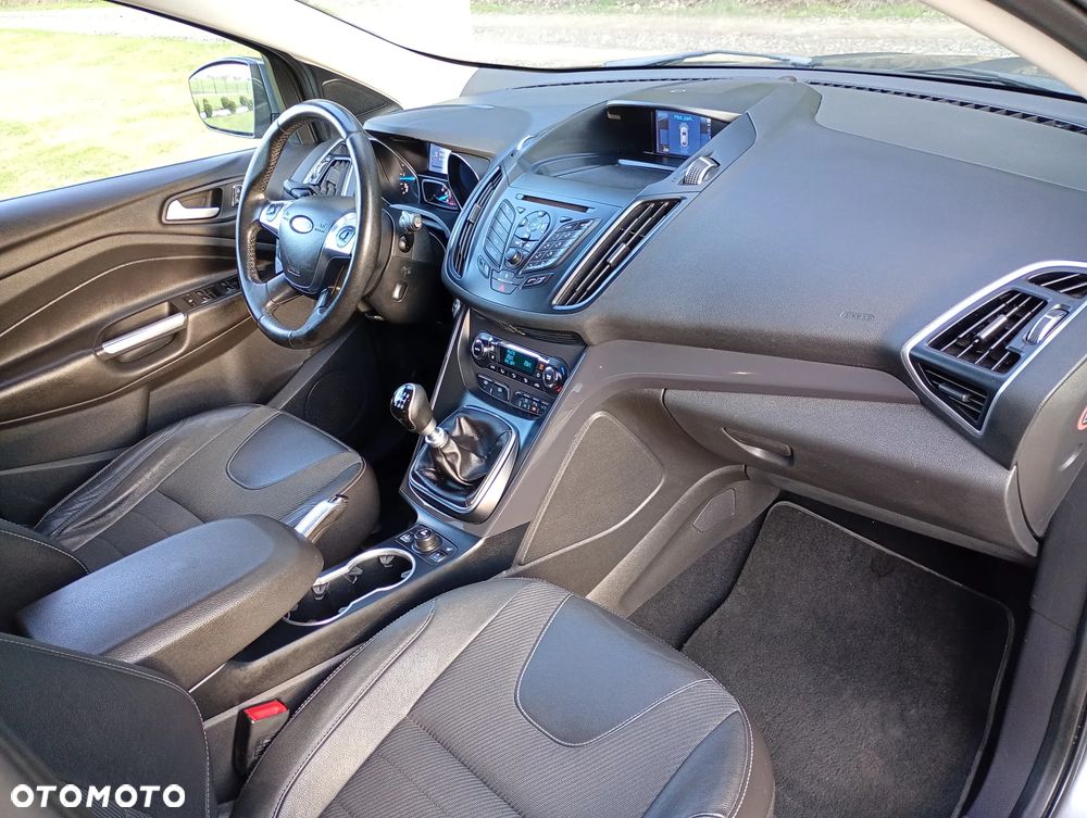 Ford Kuga 2.0 TDCi 4x4 Titanium - 18