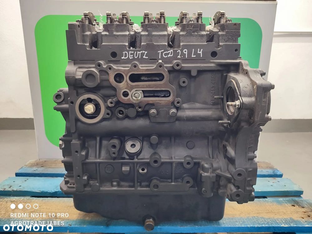 Słupek silnika Deutz TCD 2.9 L4 - 2