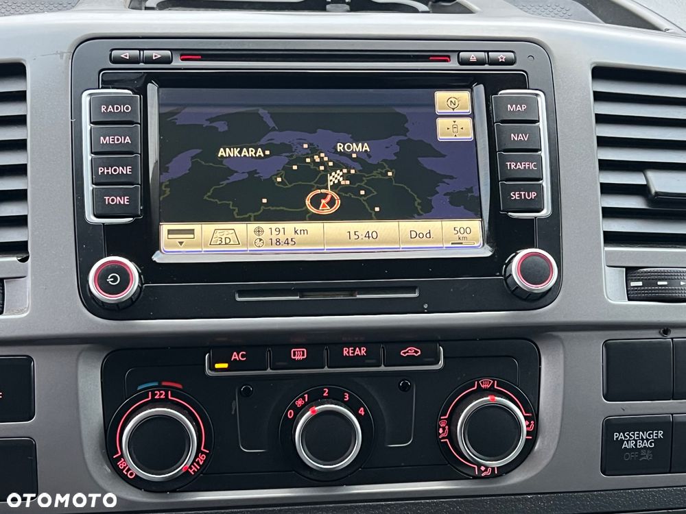 Volkswagen Caravelle L1 Comfortline - 8