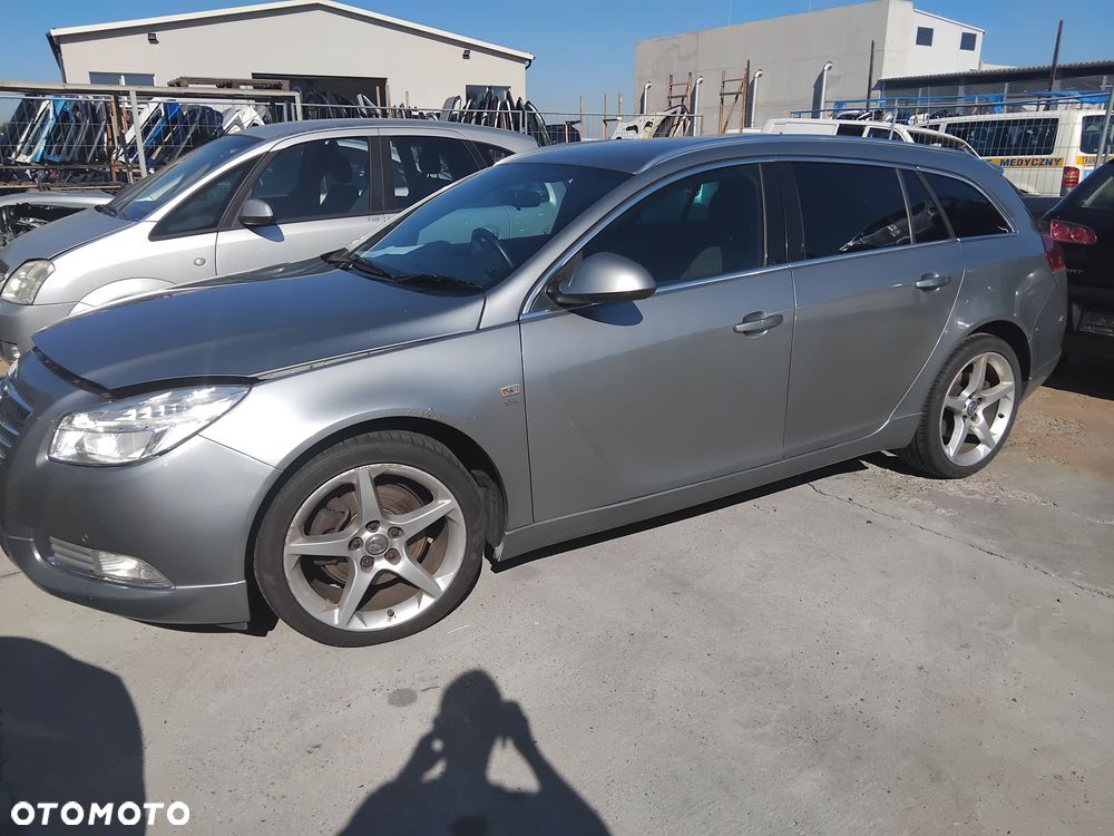 Opel insignia A OPC-line z silnikiem 2,0 cdti A20DTH i skrzynią manualną F40 lakier kod Z179 części - 3